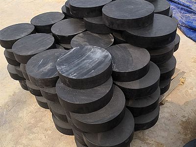 内乡县板式橡胶支座由若干层橡胶片与薄钢板经加压硫化